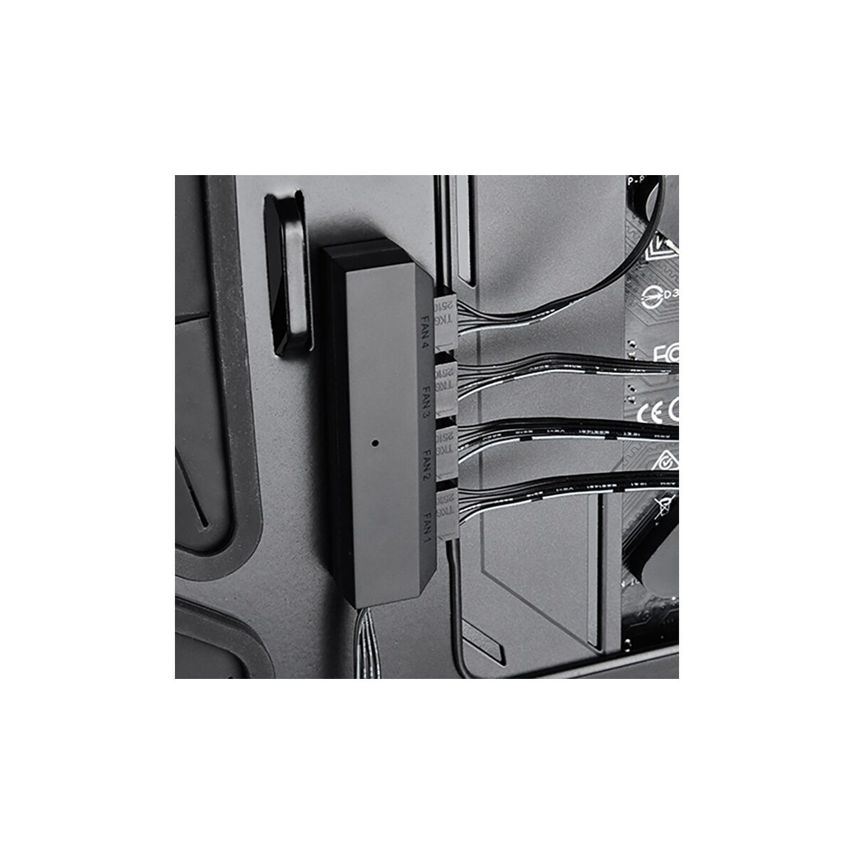 Multiroom Hub DEEPCOOL FH-04 Preto